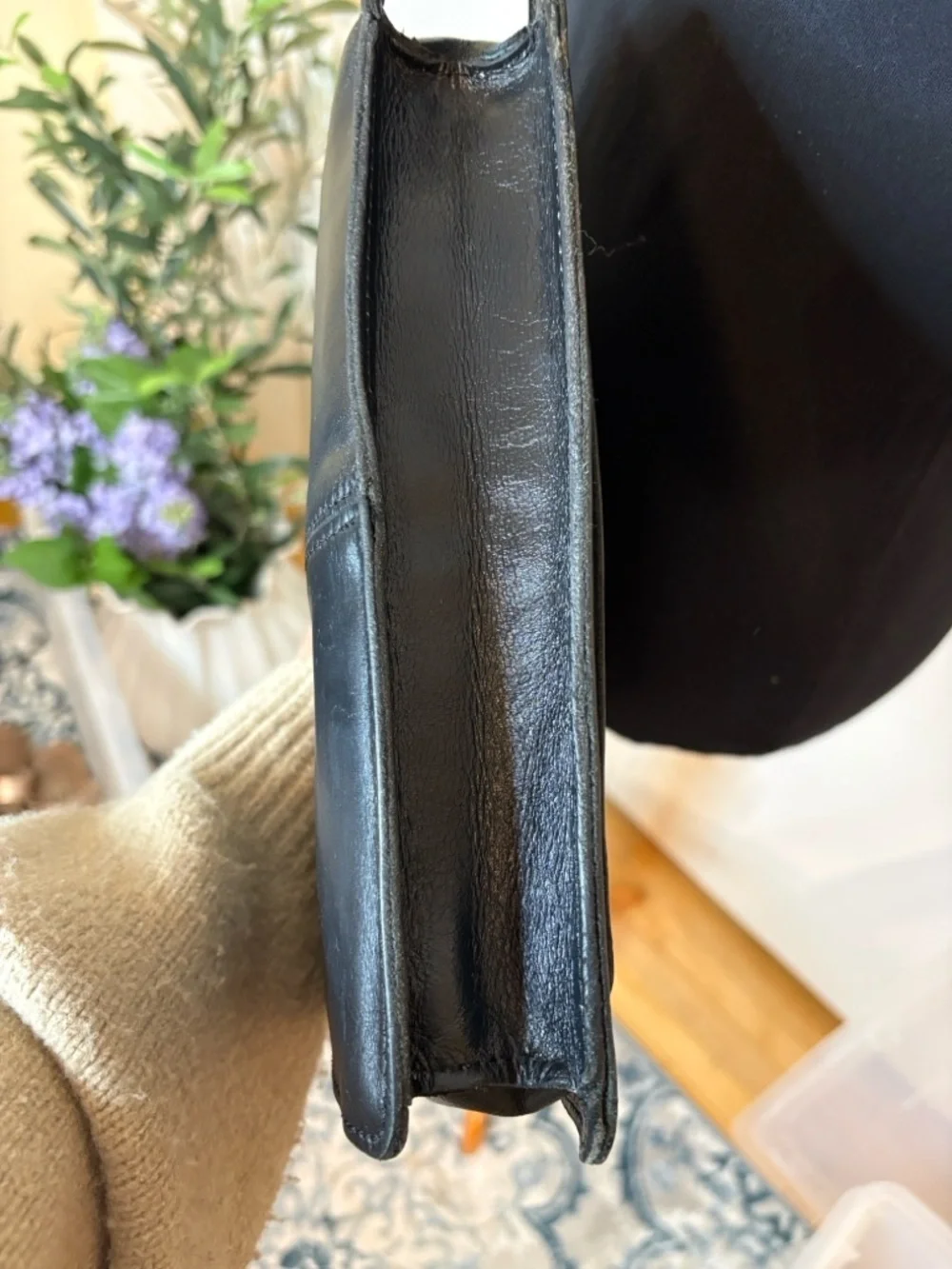Black Leather Shoulder Bag | Vintage Korea
